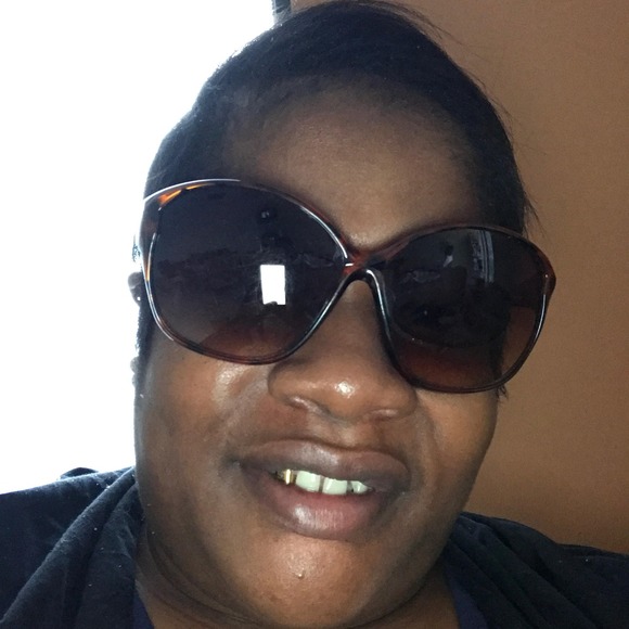 Meet your Posher, Patrice - Picture 1 of 1